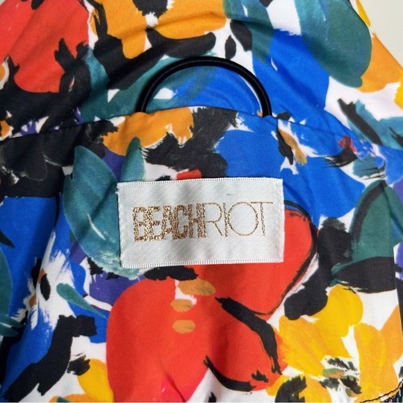 Beach Riot - Erica Jacket In Buttercup Floral - Picture 11 of 15